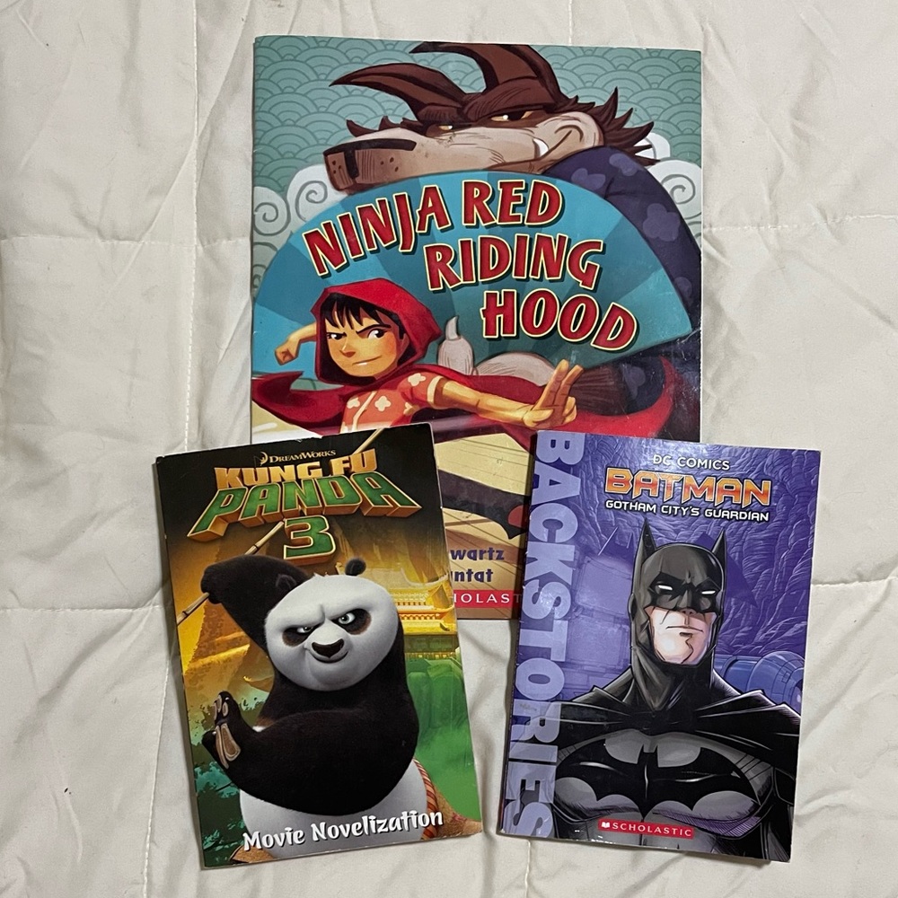 Lot of 3 kids books